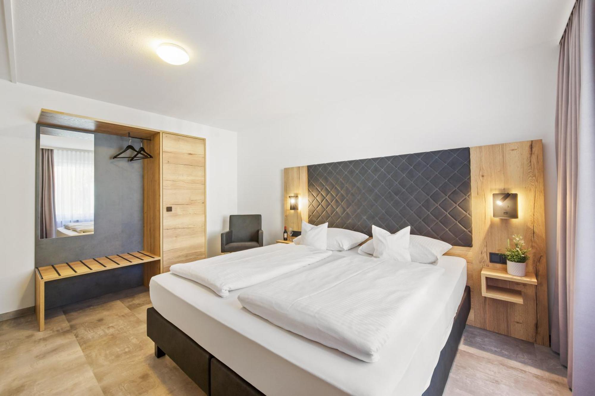 Best Western Hotel Favorit ลุดวิกสบูร์ก ภายนอก รูปภาพ