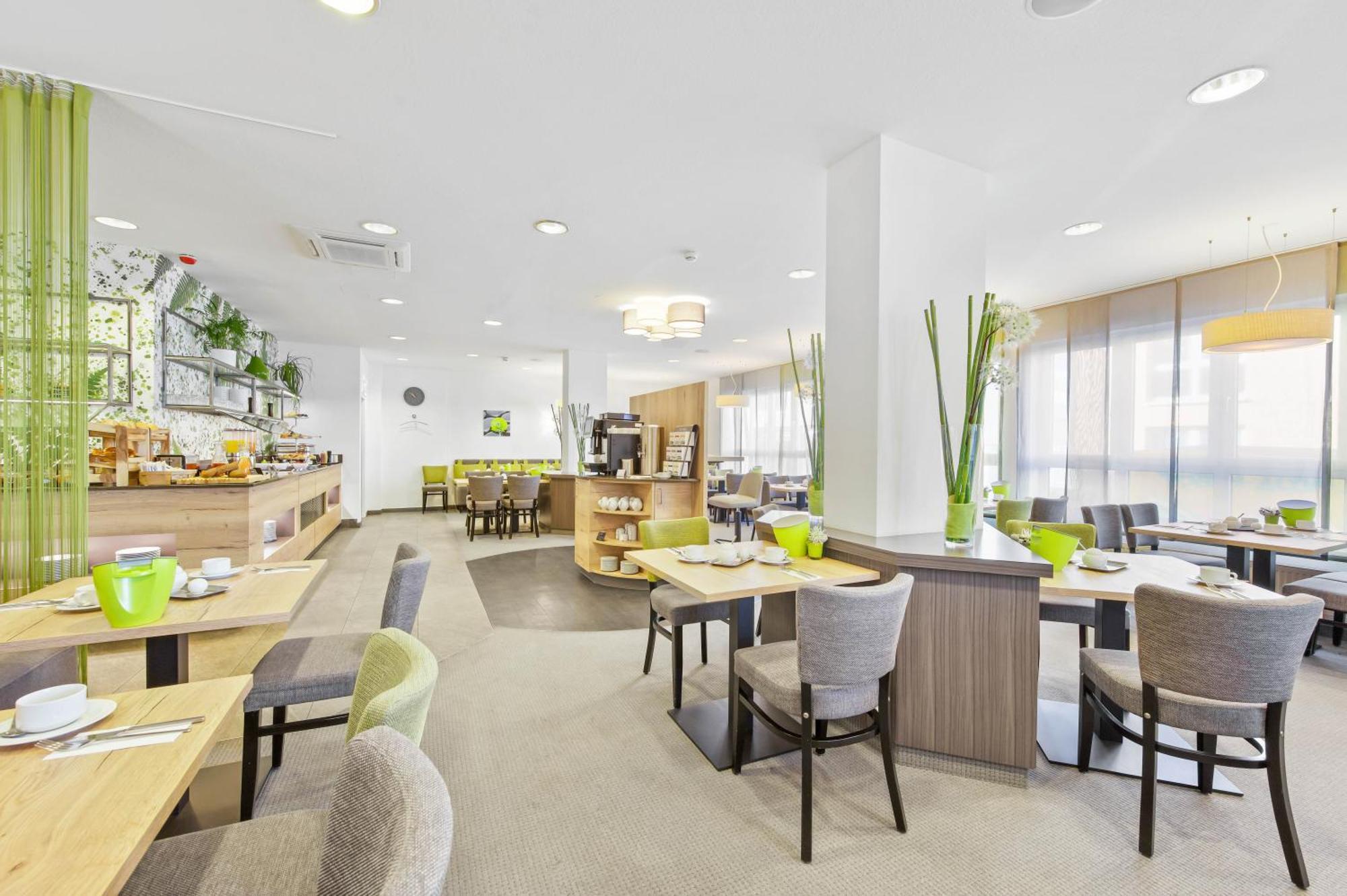 Best Western Hotel Favorit ลุดวิกสบูร์ก ภายนอก รูปภาพ