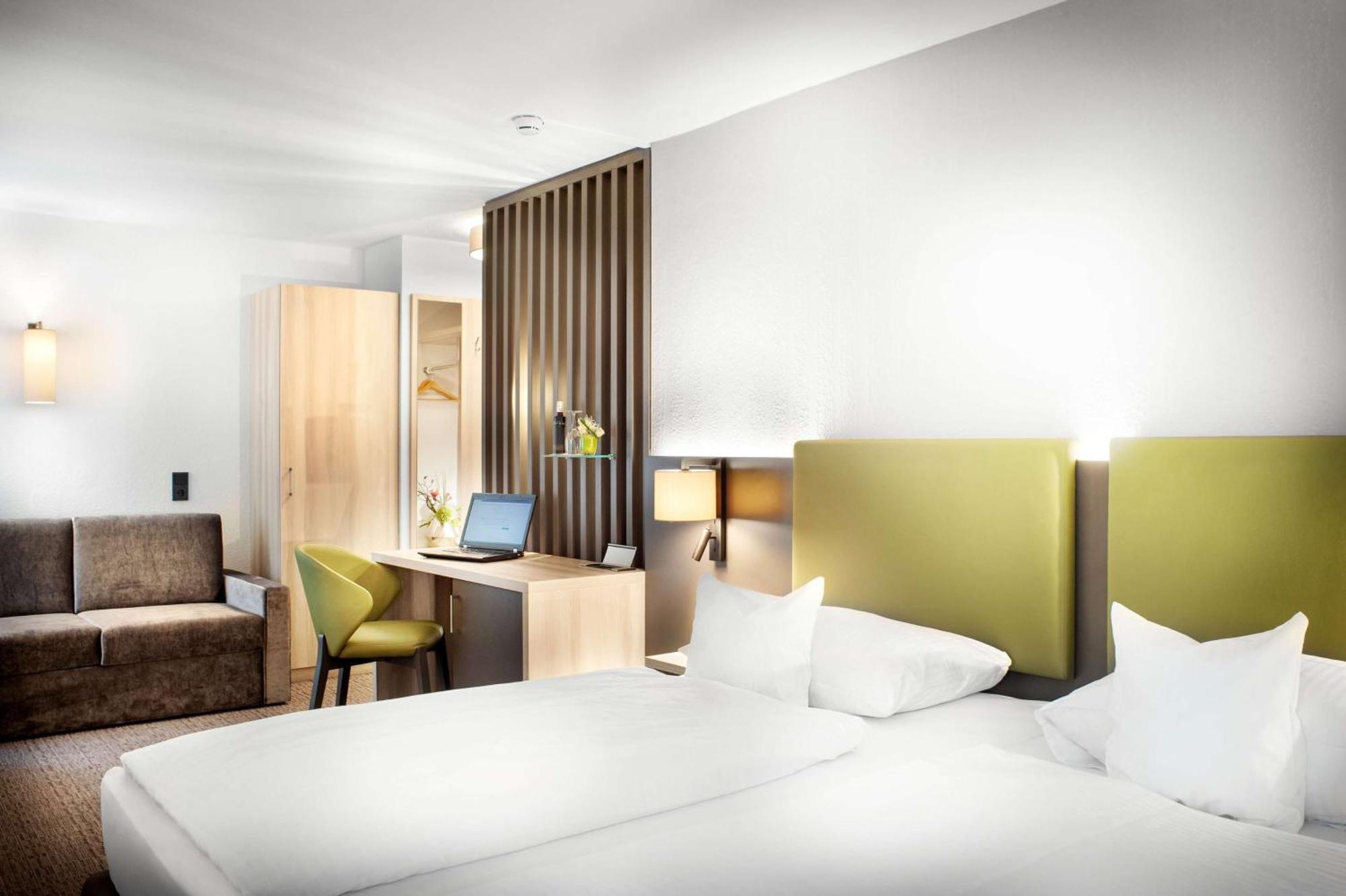Best Western Hotel Favorit ลุดวิกสบูร์ก ภายนอก รูปภาพ