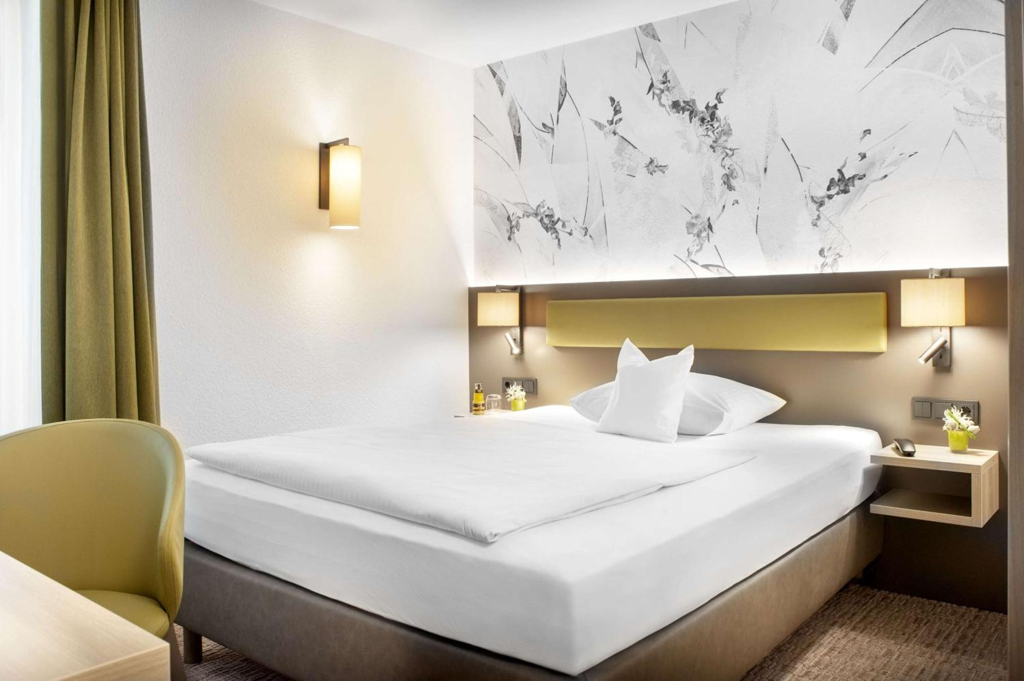 Best Western Hotel Favorit ลุดวิกสบูร์ก ภายนอก รูปภาพ